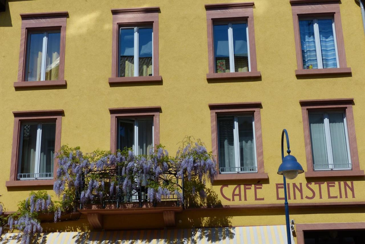 Apartments Im Cafe Einstein フライブルク エクステリア 写真